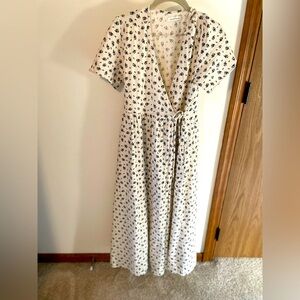 Neuflora Fall River Dress